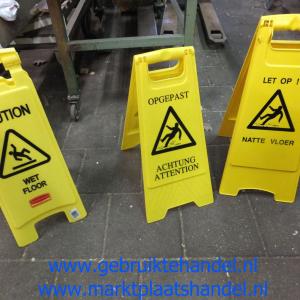 Veiligheidsbord natte vloer waarschuwingsbord (a34)21