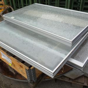 3 aluminium raamkozijnen met dubbel glas (a29)30