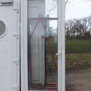 Kunststof deurkozijn, deur R met isoglas 104x250cm  (a41)9